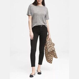 Banana Republic Mid Rise Zero Gravity Skinny Jeans Black 32 / 14 NWT